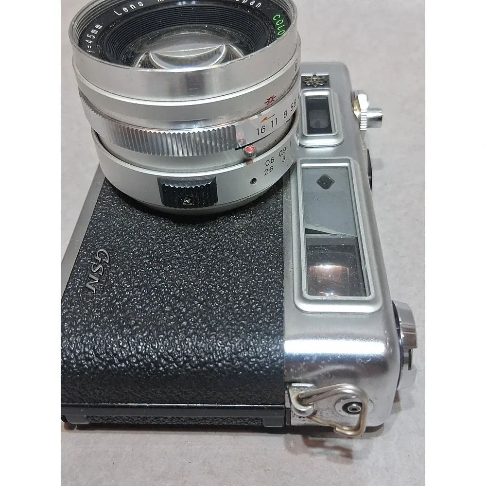 Yashica Electro 35 GSN 35mm Rangefinder Film Camera FOR PARTS OR REPAIR